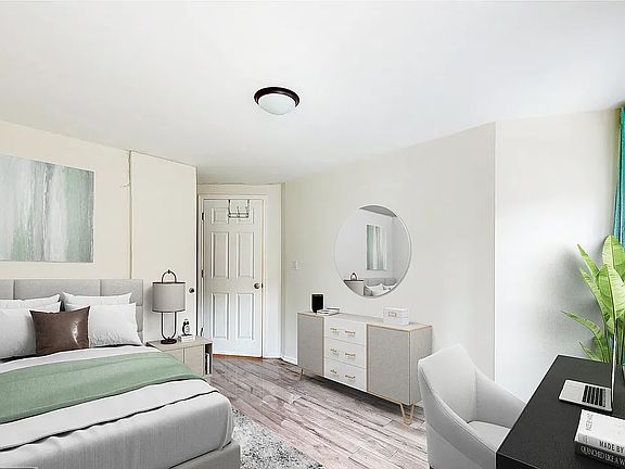 3rd image of 533 9th Ave APT 3