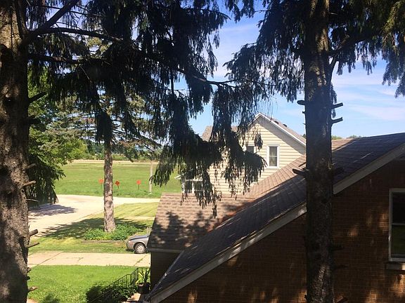 the lake breeze is nice too