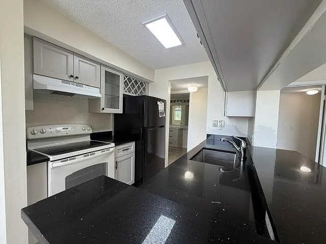 5672 Rock Island Rd #266 — Photo 6