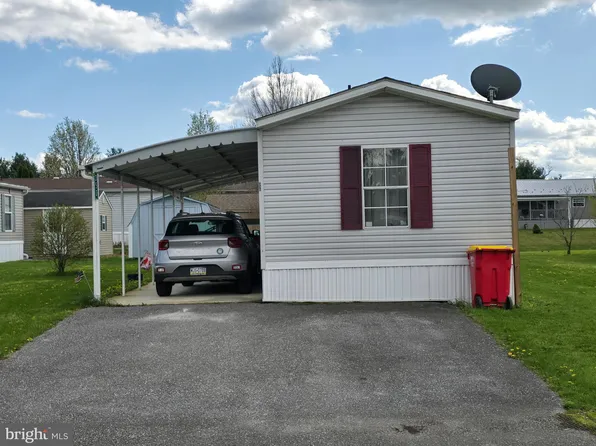 350 Cameo Dr, Fayetteville, PA 17222