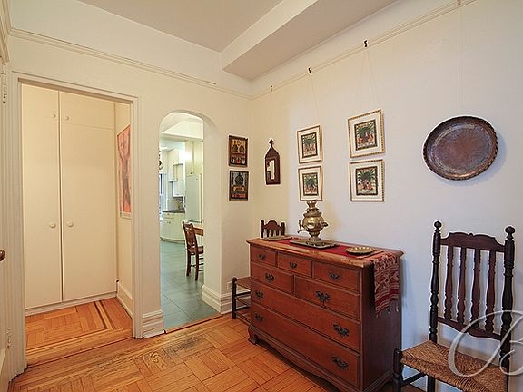 3rd image of 309 W 104th St APT 2B