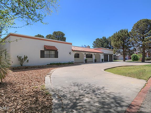 3rd image of 616 Mount Cristo Rey Ln