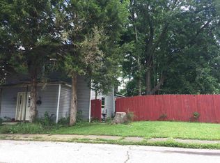 438 N 7th St, Mitchell, IN 47446