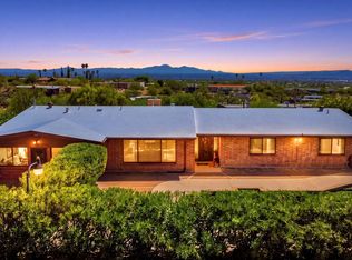 1235 E Moonridge Rd, Tucson, AZ 85718