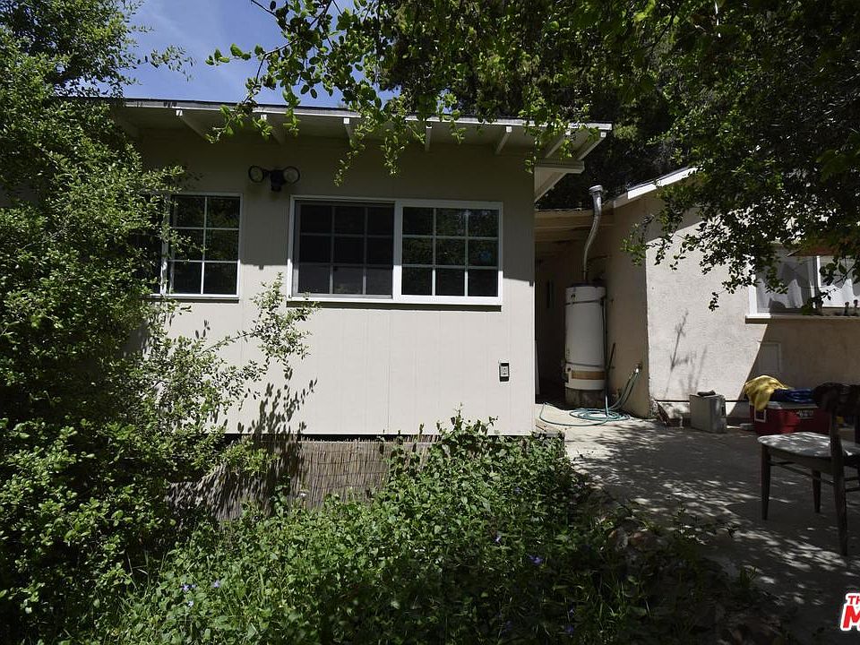 1st image of 360 N Topanga Canyon Blvd #B