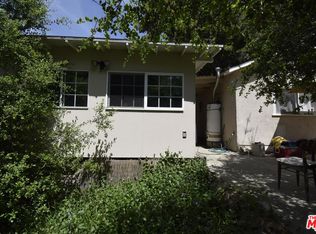 360 N Topanga Canyon Blvd #B, Topanga, CA 90290