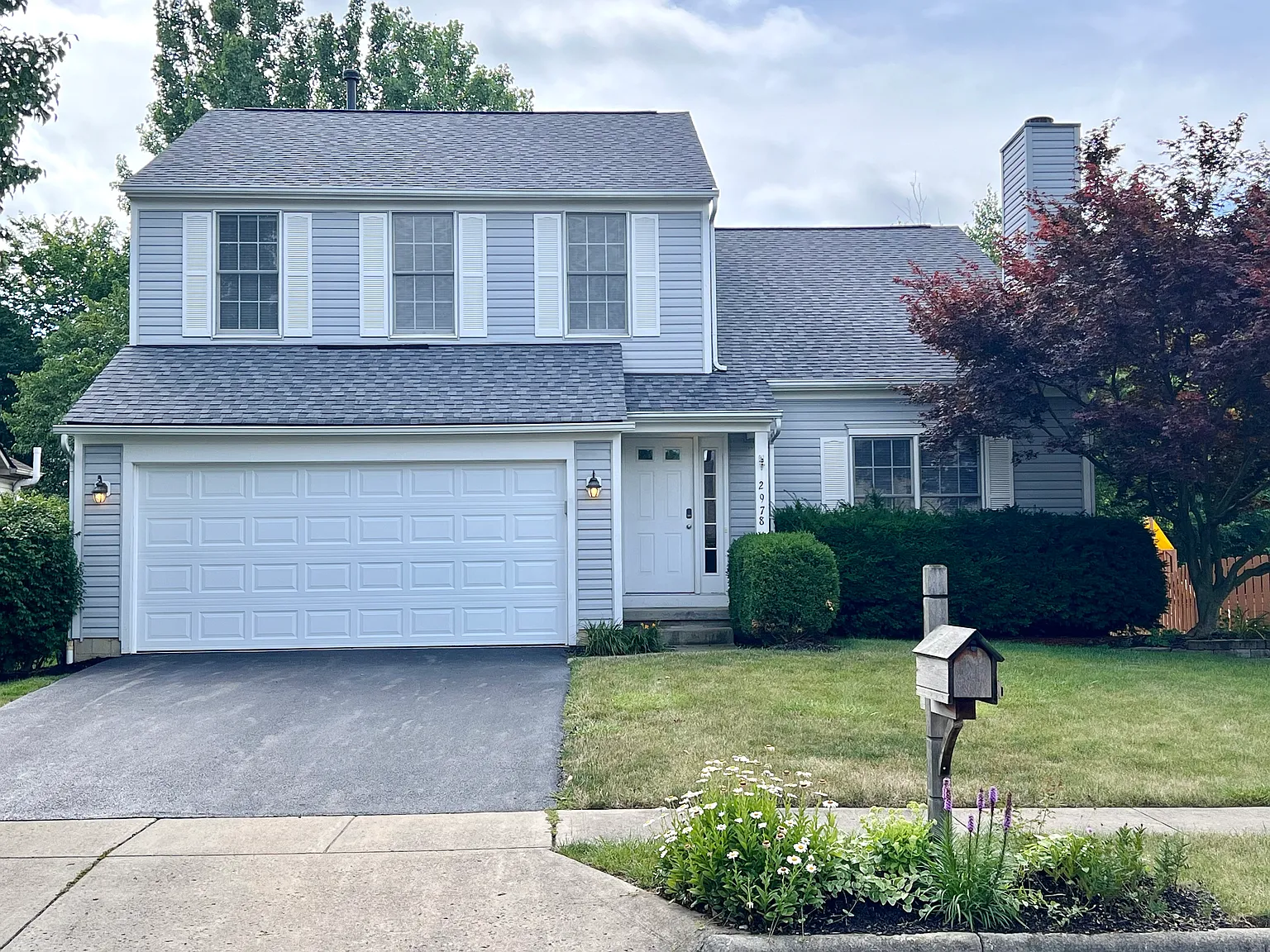 3 bed, 2.5 bath, 1861 sqft, $2,600 — Photo 1