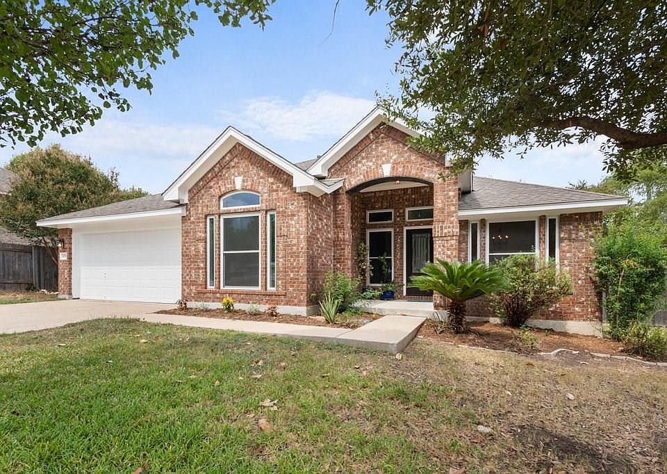 1st image of 803 Darkwoods Ct