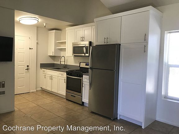 4th image of 5615 Carpinteria Ave APT 202