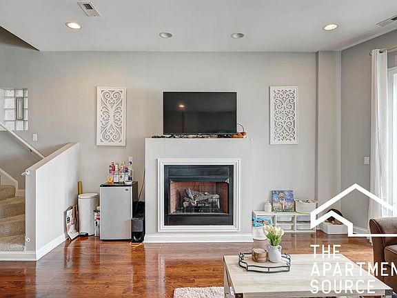 5th image of 3511 N Elston Ave #4C