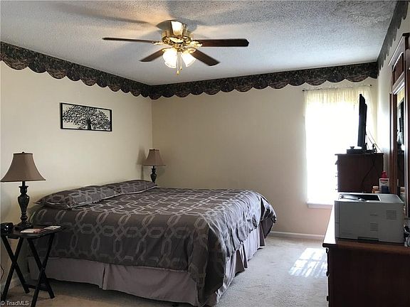 4th image of 1280 Elwood Ct