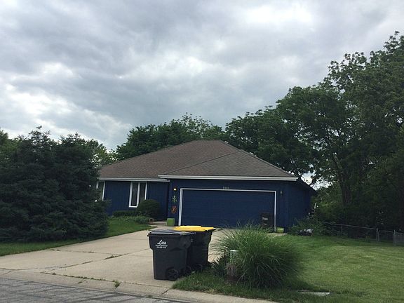 2nd image of 1301 NW Delwood Dr