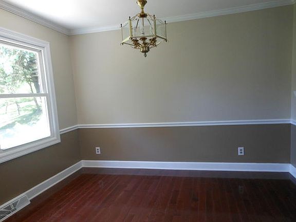 4th image of 907 Western Air Dr