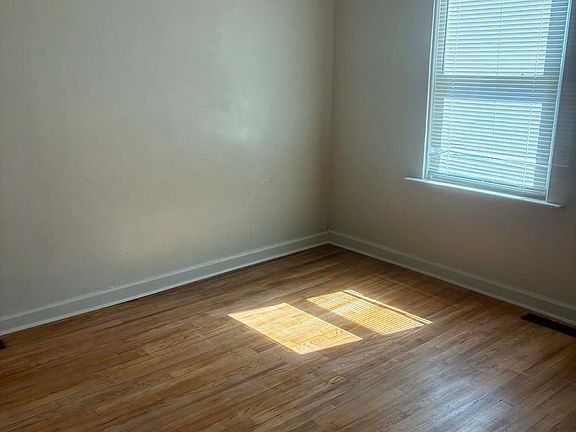 3rd image of 210 S 3rd St #13