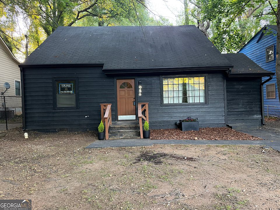 1st image of 956 Oakland Dr SW