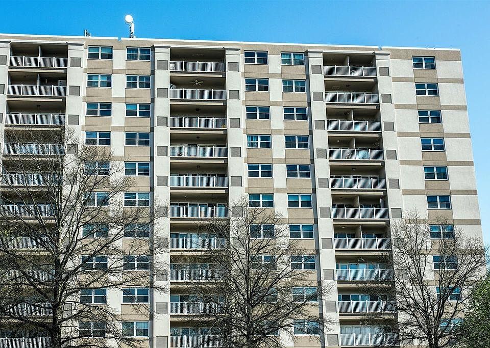 1st image of 3415 W End Ave #807