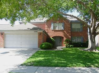 2329 Snowdon Dr, Arlington, TX 76018