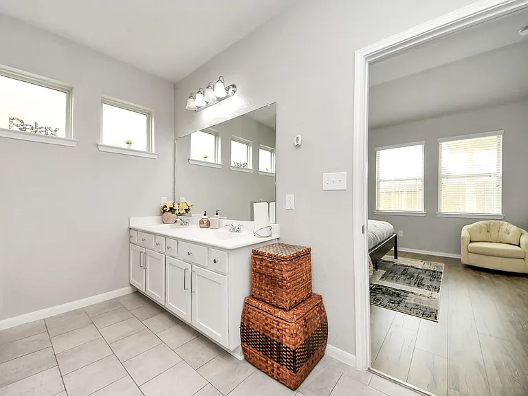 5324 Cj Walker Ln — Photo 19