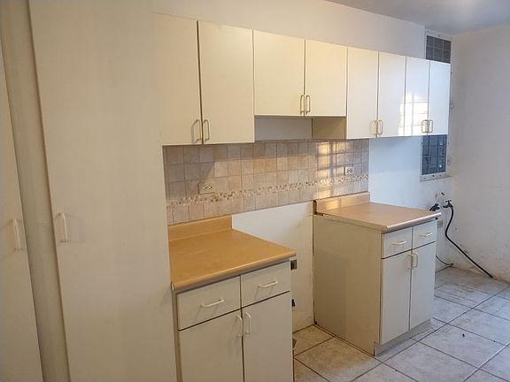 5th image of Solar 9 Urb Vega Costera Bo Puerto Nuevo