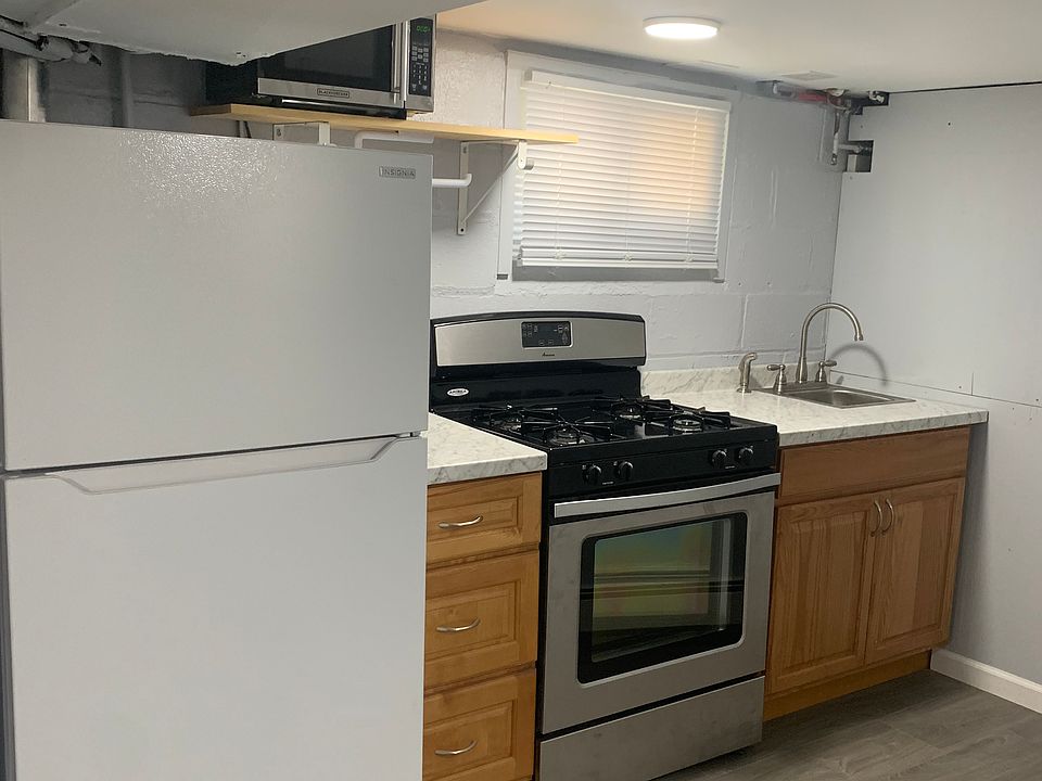 1st image of 1039 Woolley Ave