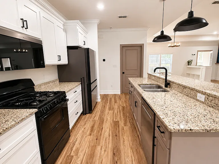 212 Nandina Way — Photo 11