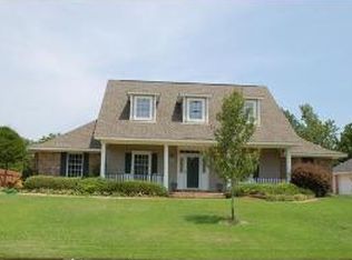 5628 Lake Side Dr, Bossier City, LA 71111