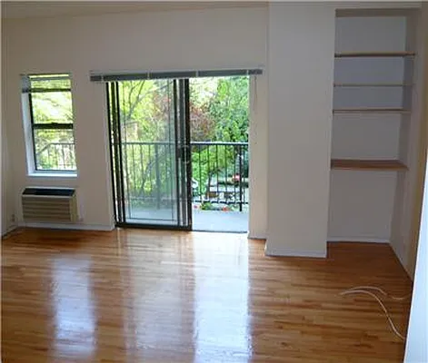 Rented by Mark David | media 17