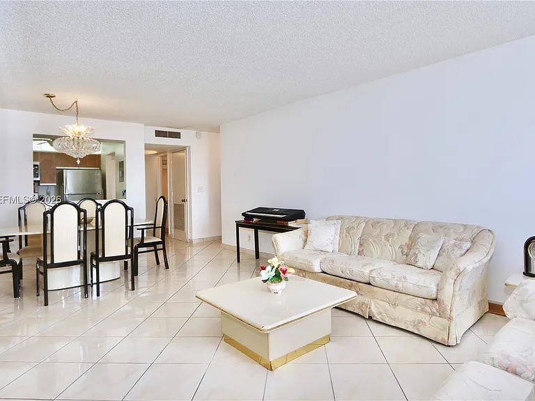 2401 S Ocean Dr #806 — Photo 2