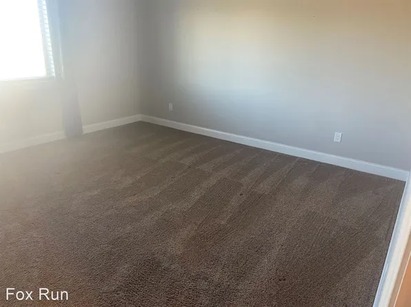 615 Prairie Blvd, Dakota Dunes, SD 57049