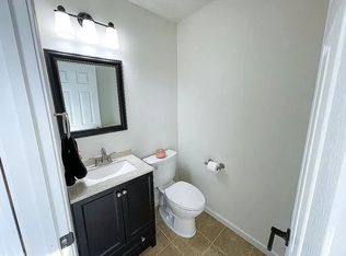 2216 Parker Ave, Bloomington, IL 61701