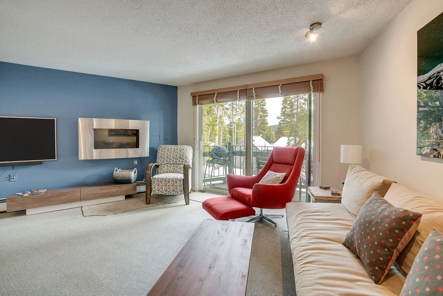 2 bed, 1.0 bath, 775 sqft, $2,754 — Photo 1