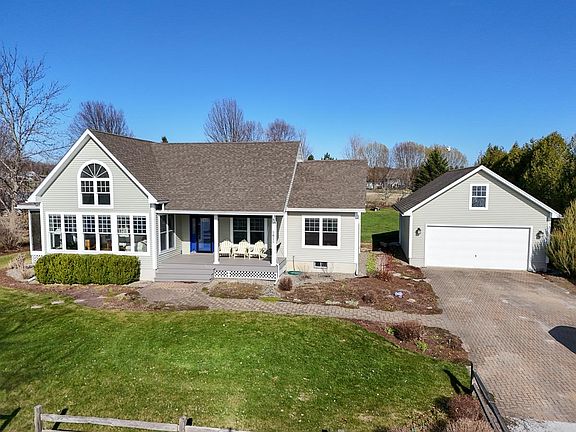 3rd image of 1600 West Shore Road