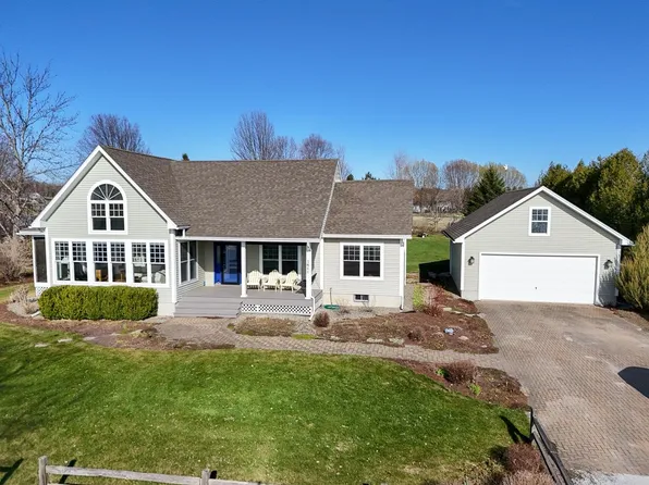 1600 West Shore Road, Isle La Motte, VT 05463