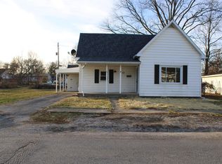 62 6th St SE, Linton, IN 47441