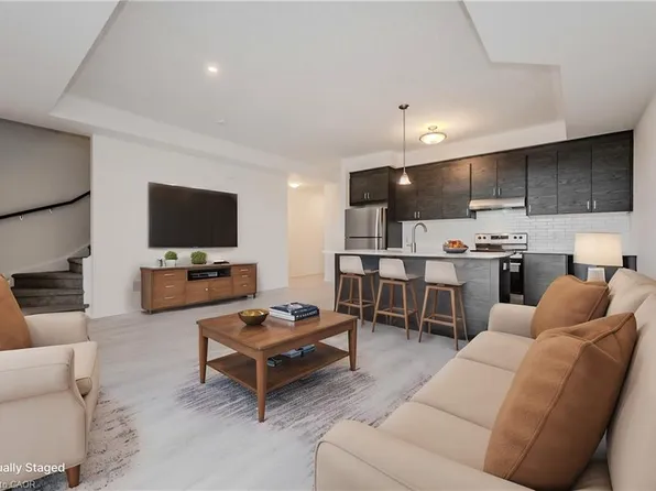 142 Foamflower Pl #D054, Waterloo, ON N2V 0G9