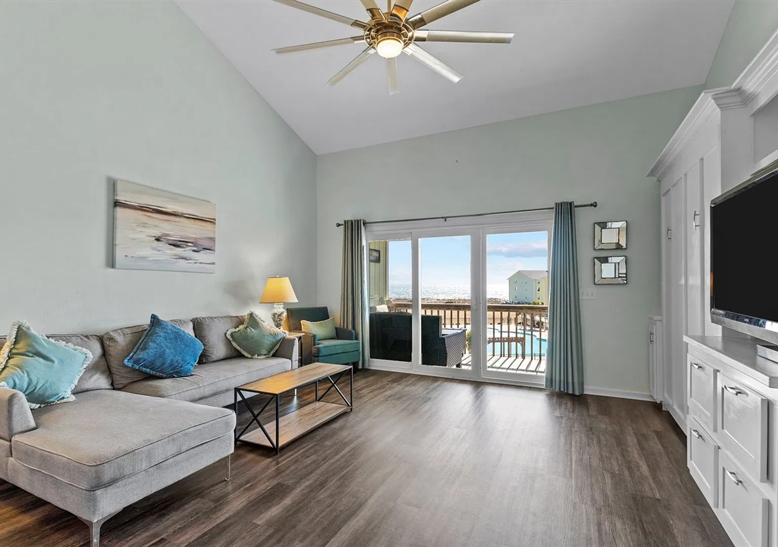 OceanScape Fully Furnished avail @ SURF Condos 2 Beds / 1.5 Bath - Come be a Winter Beach Bunny — Photo 1