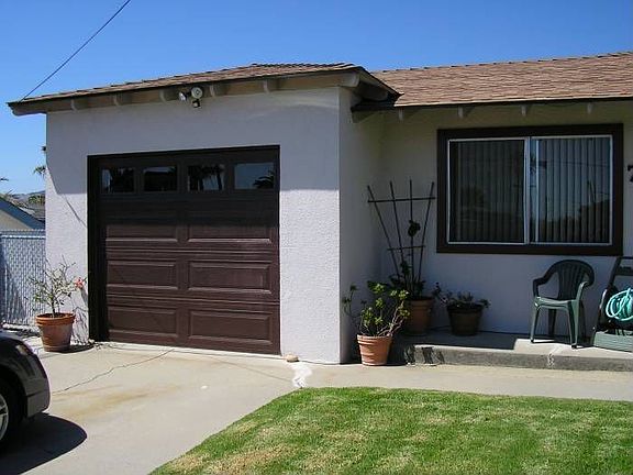 Attached single car garag