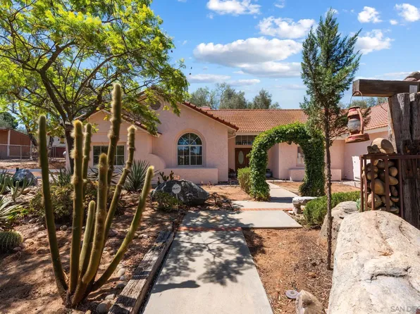 579 Alpine Trail Rd, Alpine, CA 91901