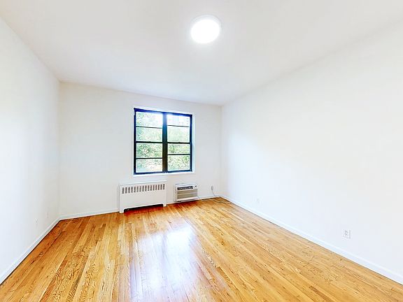 3rd image of 318 E 89th St APT 5A