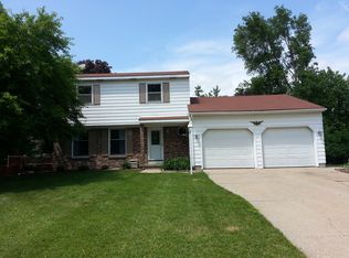 2045 Airway St NE, Grand Rapids, MI 49525