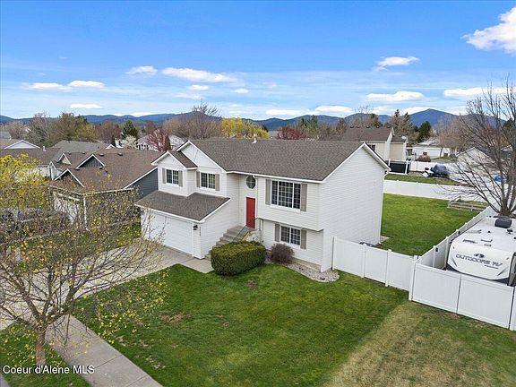 2nd image of 1115 W Palouse Dr