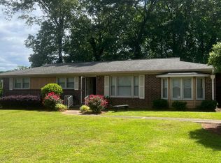15 Shamrock Cir, Greenville, SC 29611