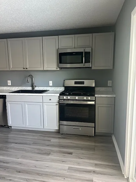 Building Photo - 1640 James St #D