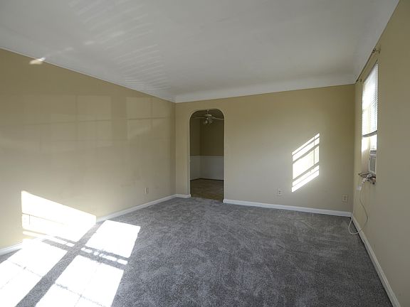 3rd image of 5066 Anderson Pl