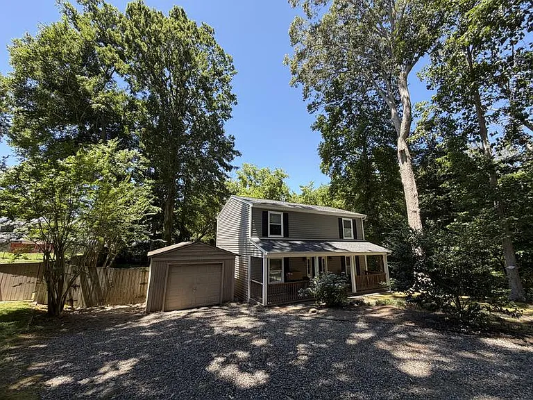 125 Plantation Rd — Photo 3