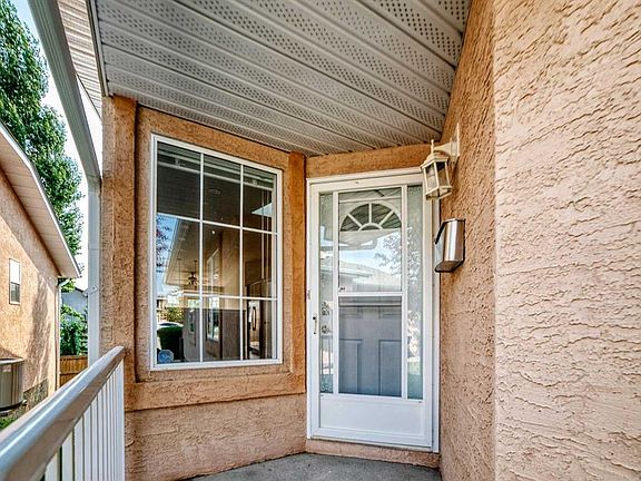3rd image of 337 W Harvest Lake Grn NE