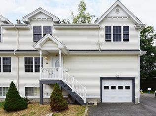 26 Enid St, Worcester, MA 01604