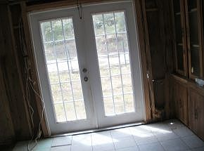 4th image of 352 S School Ave
