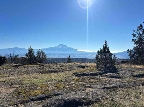 10923 Cram Gulch Rd, Gazelle, CA 96034