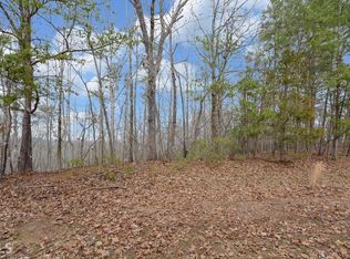 725 Crescent Dr, Toccoa, GA 30577